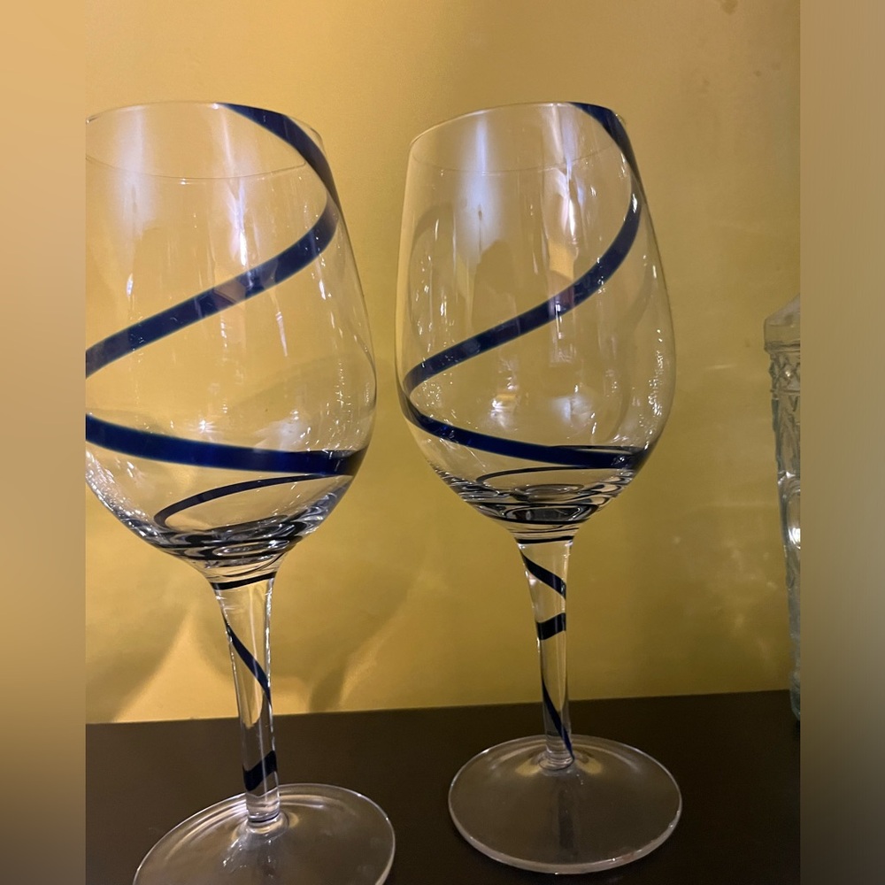 Elegant Blue Swirl Wine Glasses Retired PIER 1 Two Swirline Cobalt Swirl Glasses